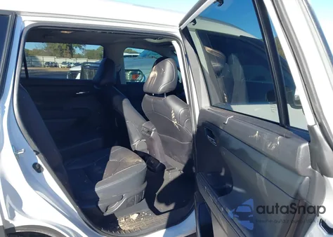 2023 Toyota Highlander Xle z USA, uszkodzony, nr VIN 5TDKDRAHXPS036470